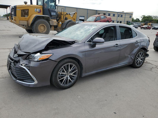 2022 TOYOTA CAMRY XLE VIN:4T1F11BK2NU057582