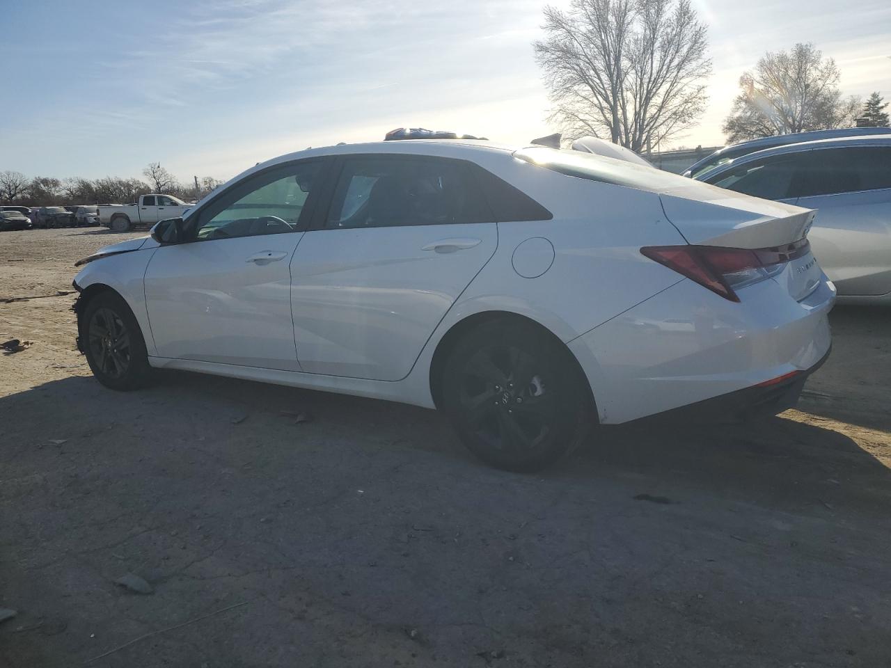 2022 HYUNDAI ELANTRA SEL VIN:5NPLM4AG7NH067127