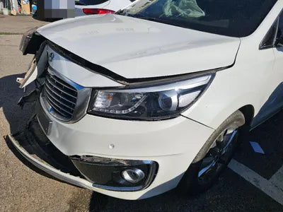 2014 Kia Carnival VIN: