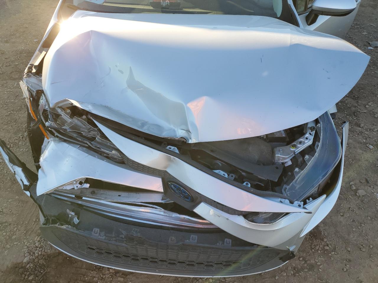 2022 TOYOTA COROLLA LE VIN:JTDEAMDE7NJ043980