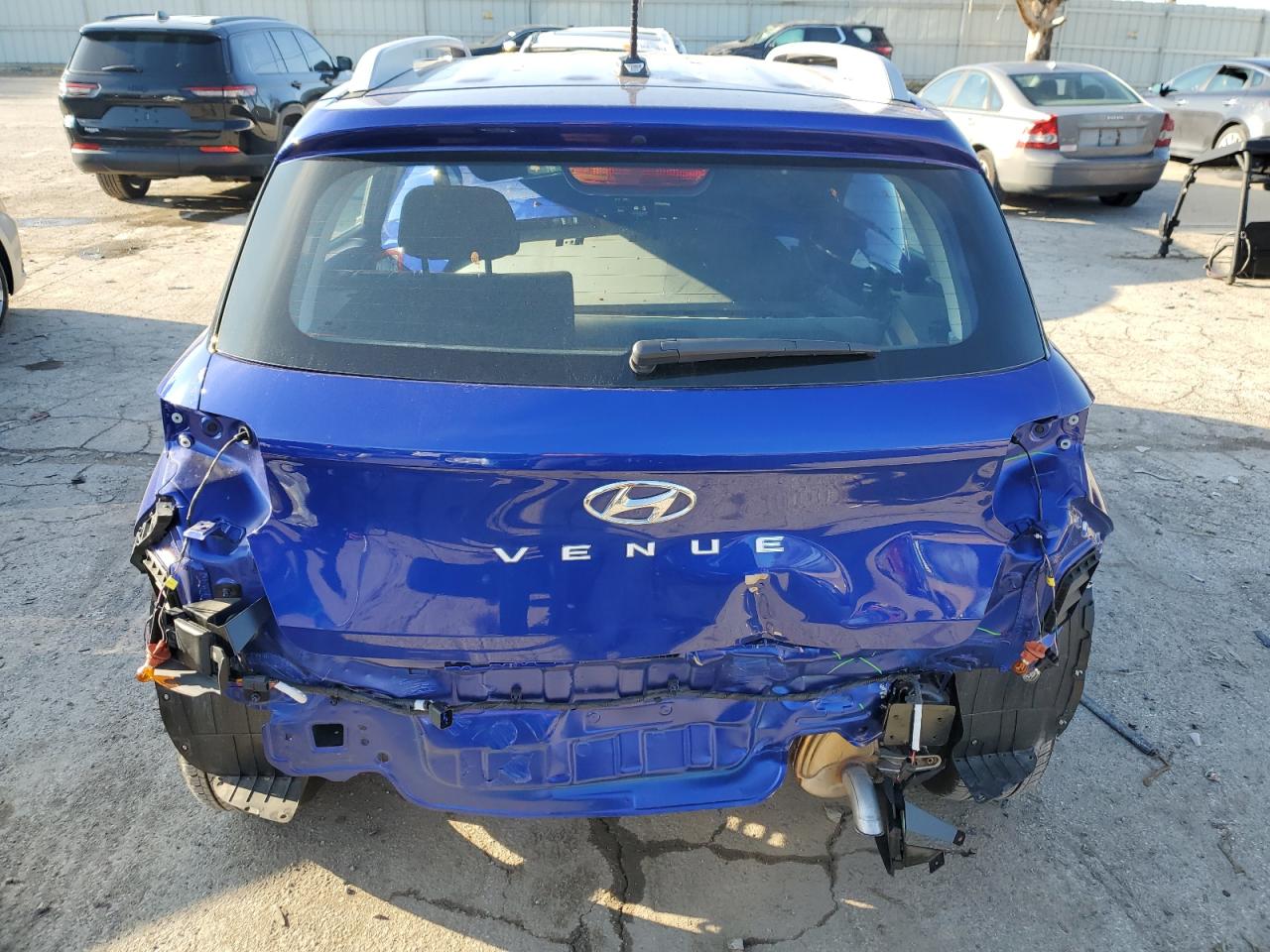 2024 HYUNDAI VENUE SEL VIN:KMHRC8A38RU306287