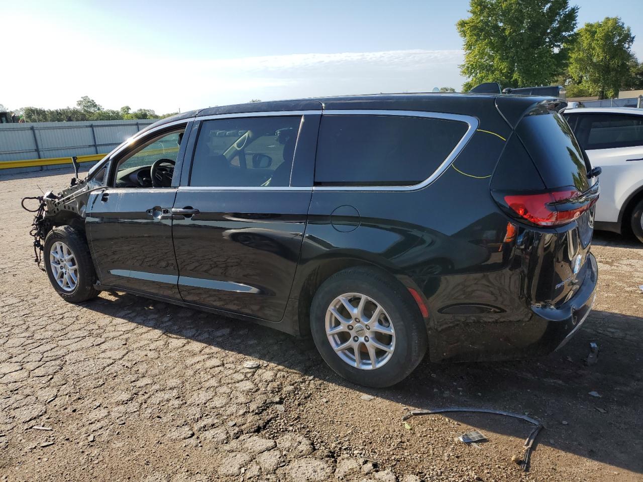 2022 CHRYSLER PACIFICA TOURING L VIN:2C4RC1BG7NR116243