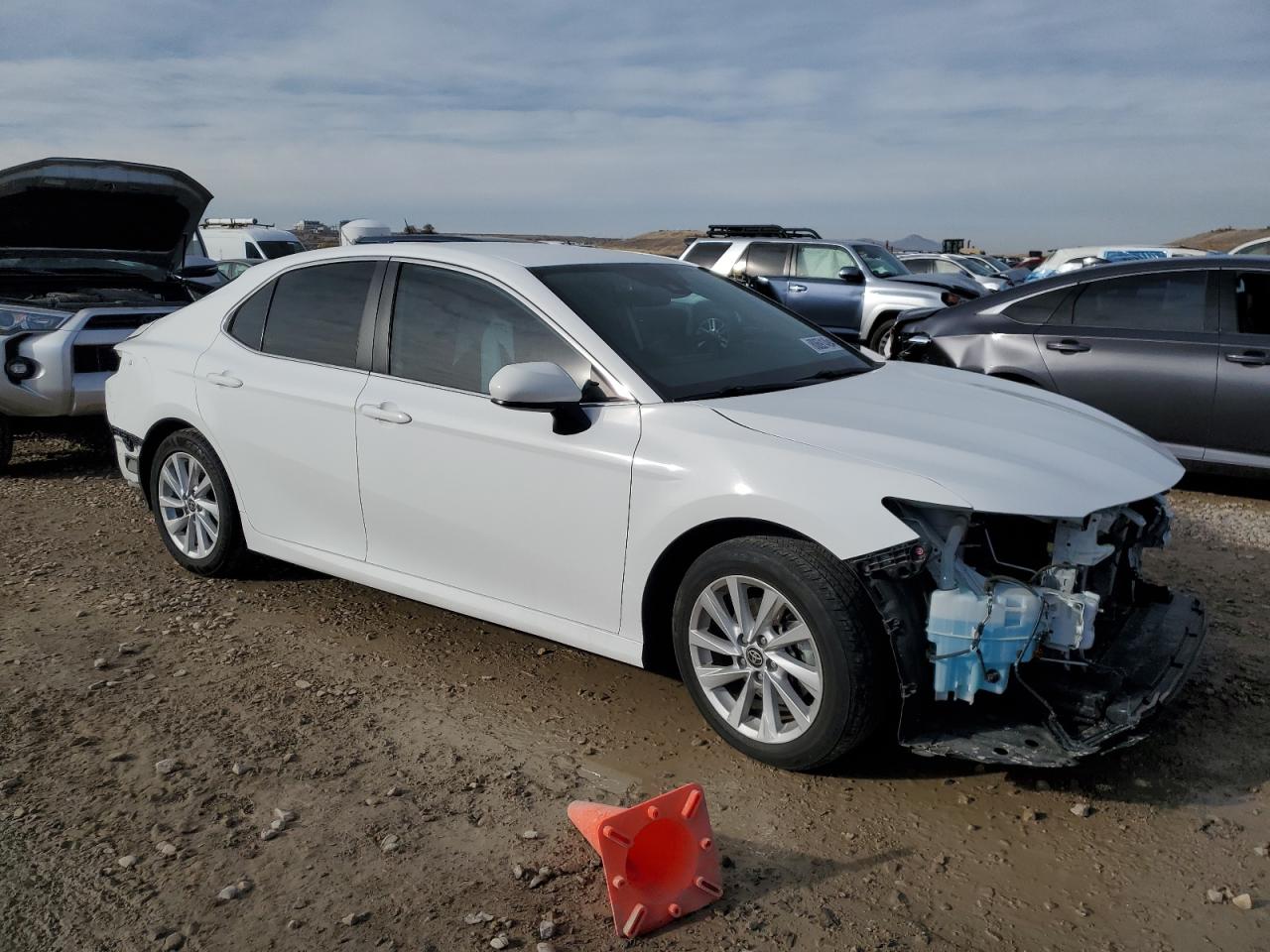2022 TOYOTA CAMRY LE VIN:4T1C11AK8NU644714