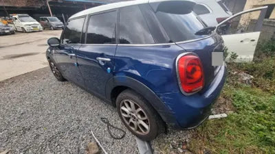 2018 MINI Cooper VIN:
