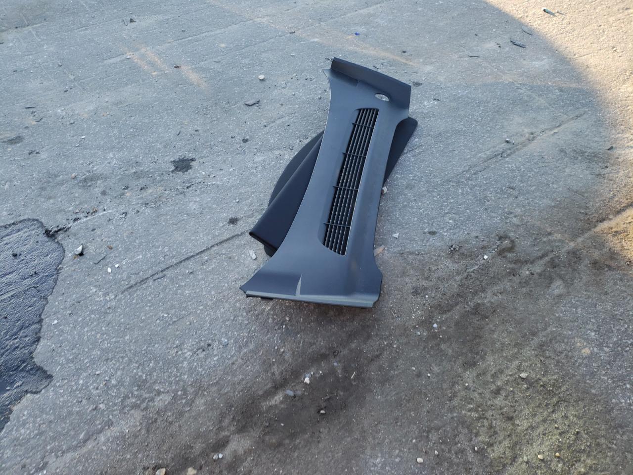 2023 TESLA MODEL Y  VIN:7SAYGDEE2PF688592