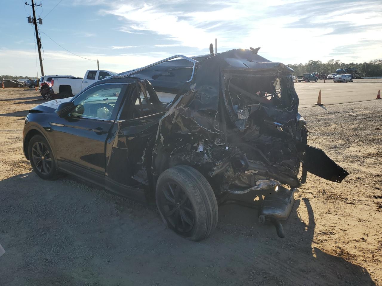2022 VOLKSWAGEN TIGUAN SE VIN:3VV3B7AX4NM034864