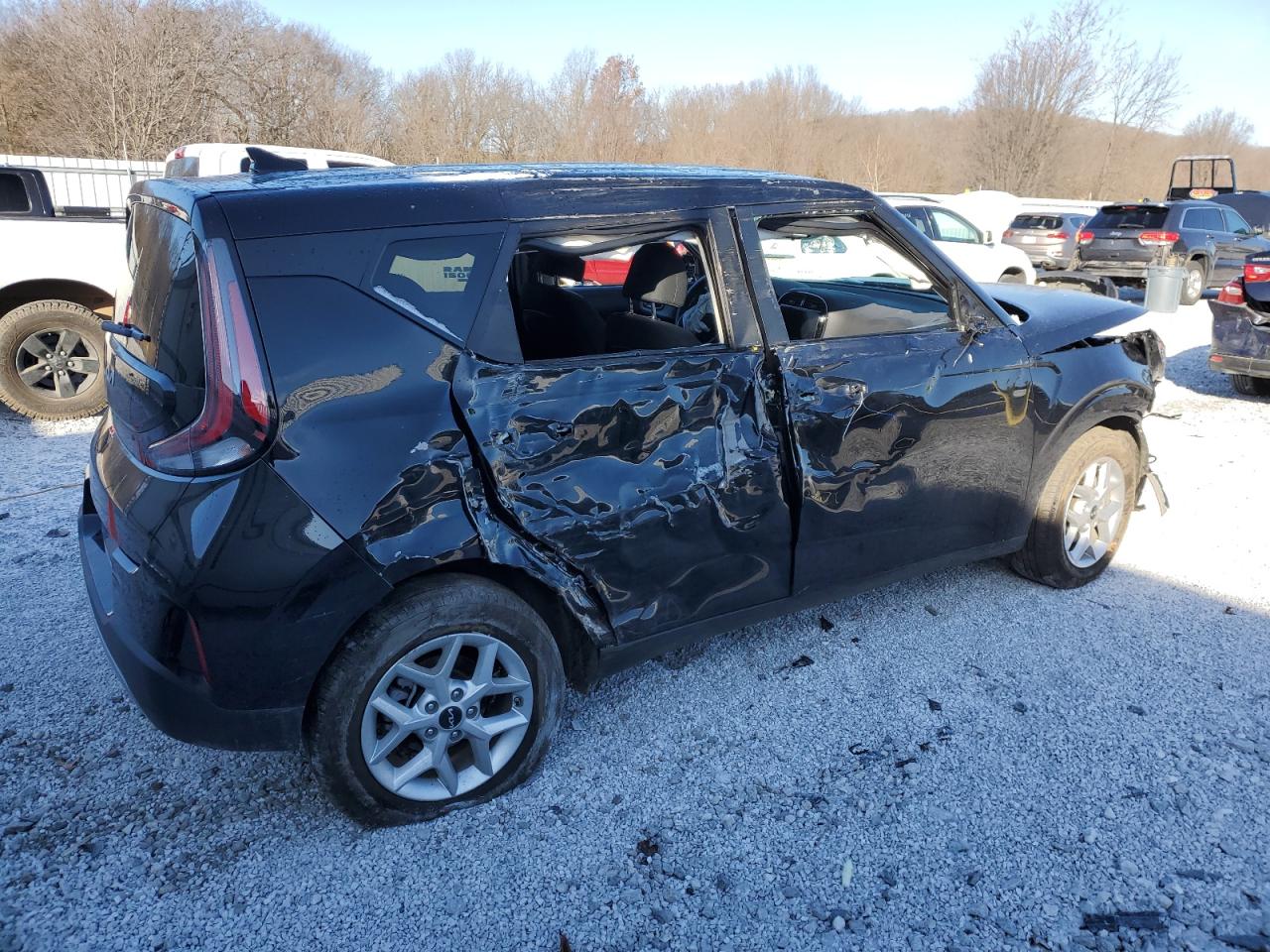 2024 KIA SOUL LX VIN:KNDPC3AC1F7688039