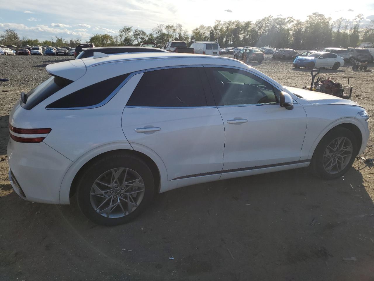 2024 GENESIS GV70 BASE VIN:5NMMADTBXRH007232