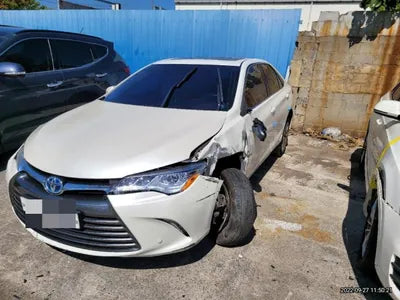 2016 Toyota Camry VIN: