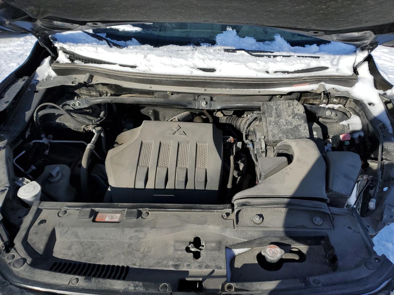 2022 MITSUBISHI ECLIPSE CROSS ES VIN:JA4ATUAA8NZ613877