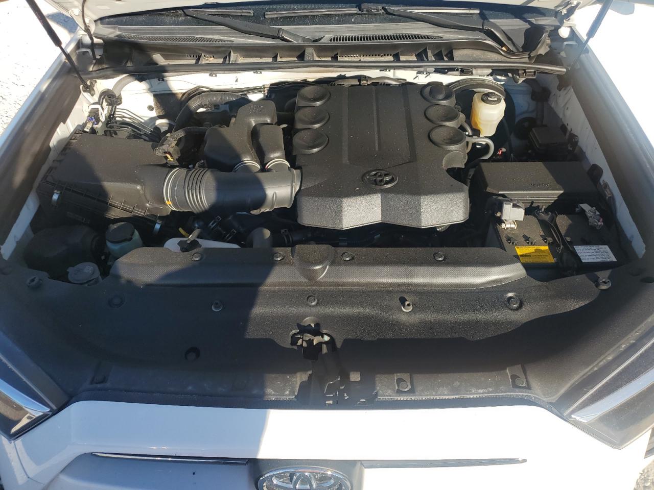 2022 TOYOTA 4RUNNER SR5 VIN:JTEEU5JR8N5263380