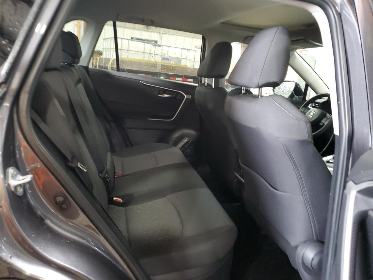 2024 TOYOTA RAV4 XLE VIN:4T3RWRFV2RU133137