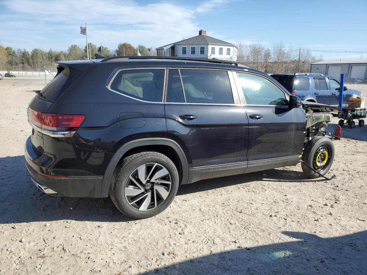 2024 VOLKSWAGEN ATLAS SE VIN:1V2KR2CA8RC535005