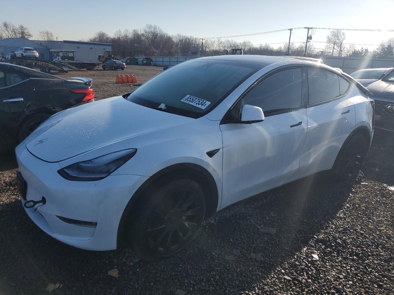 2023 TESLA MODEL Y  VIN:7SAYGAEE1PF611713