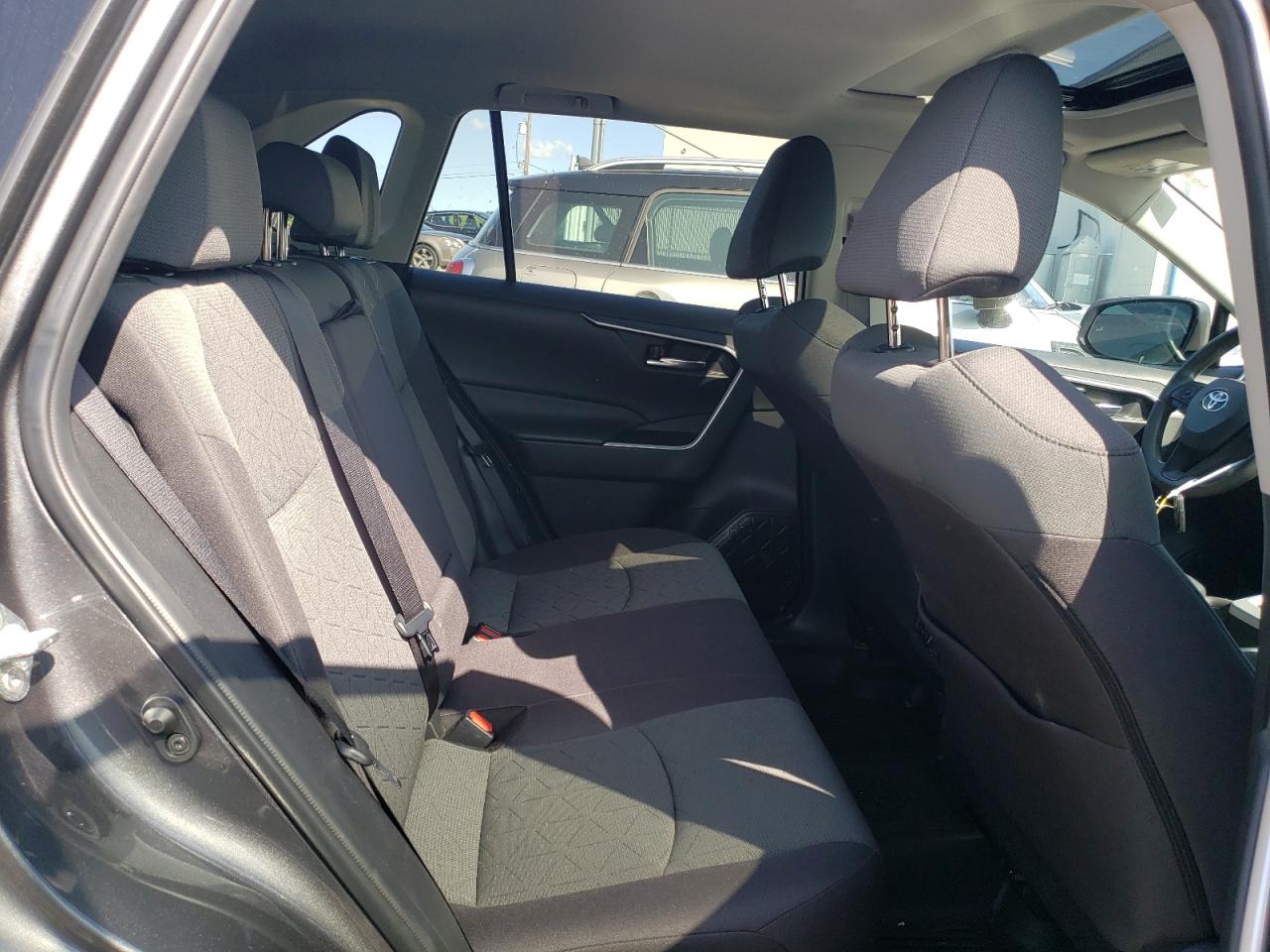 2023 TOYOTA RAV4 XLE VIN:2T3P1RFV0PW334697