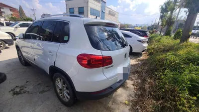 2015 Volkswagen Tiguan VIN: