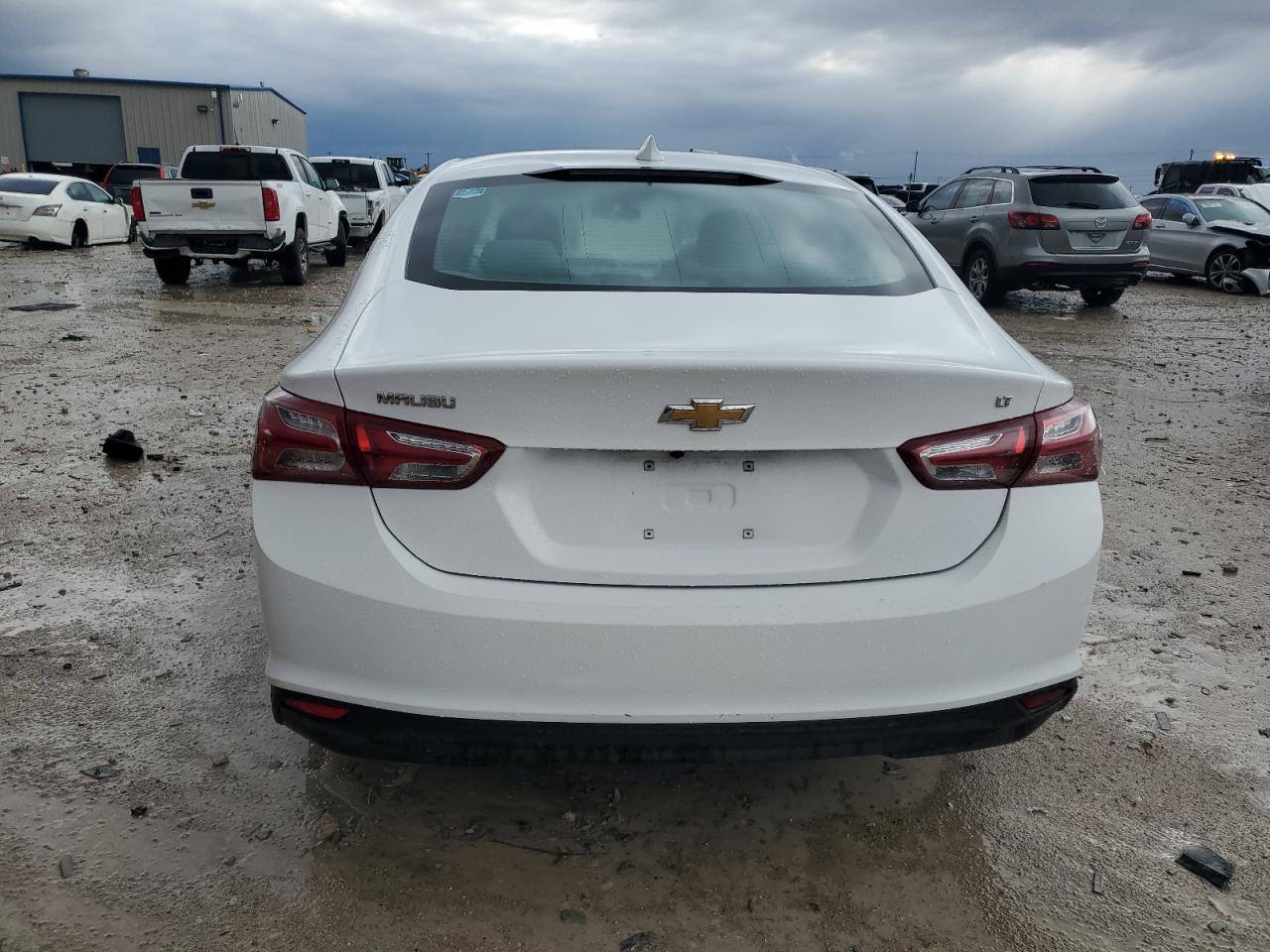 2022 CHEVROLET MALIBU LT VIN:1G1ZD5ST2NF121576