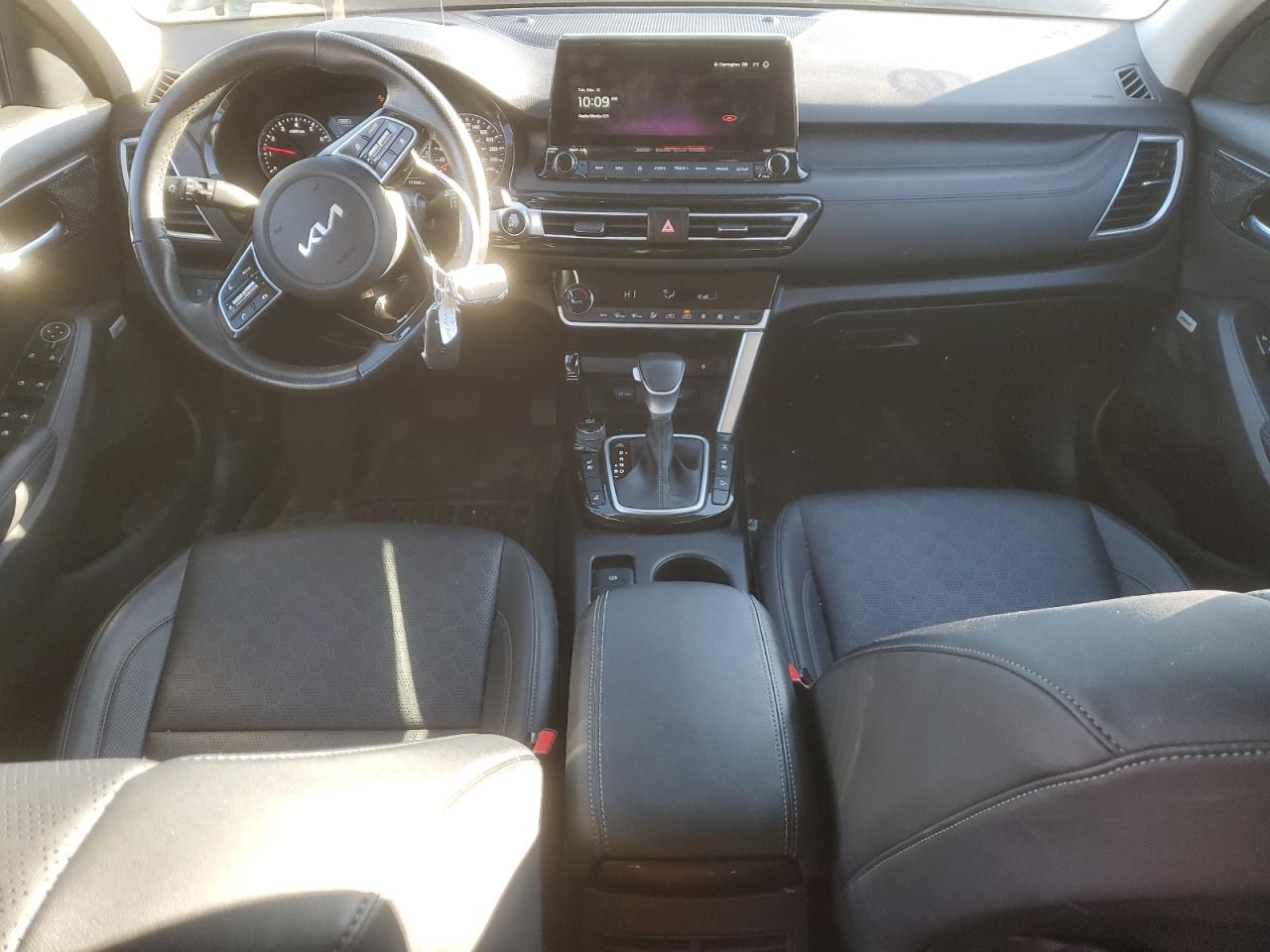 2022 KIA SELTOS SX VIN:KNDETCA28N7341479