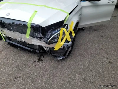 2016 Mercedes-Benz C 63 AMG WDDWF8HB5GF312163 VIN:WDDWF8HB5GF312163