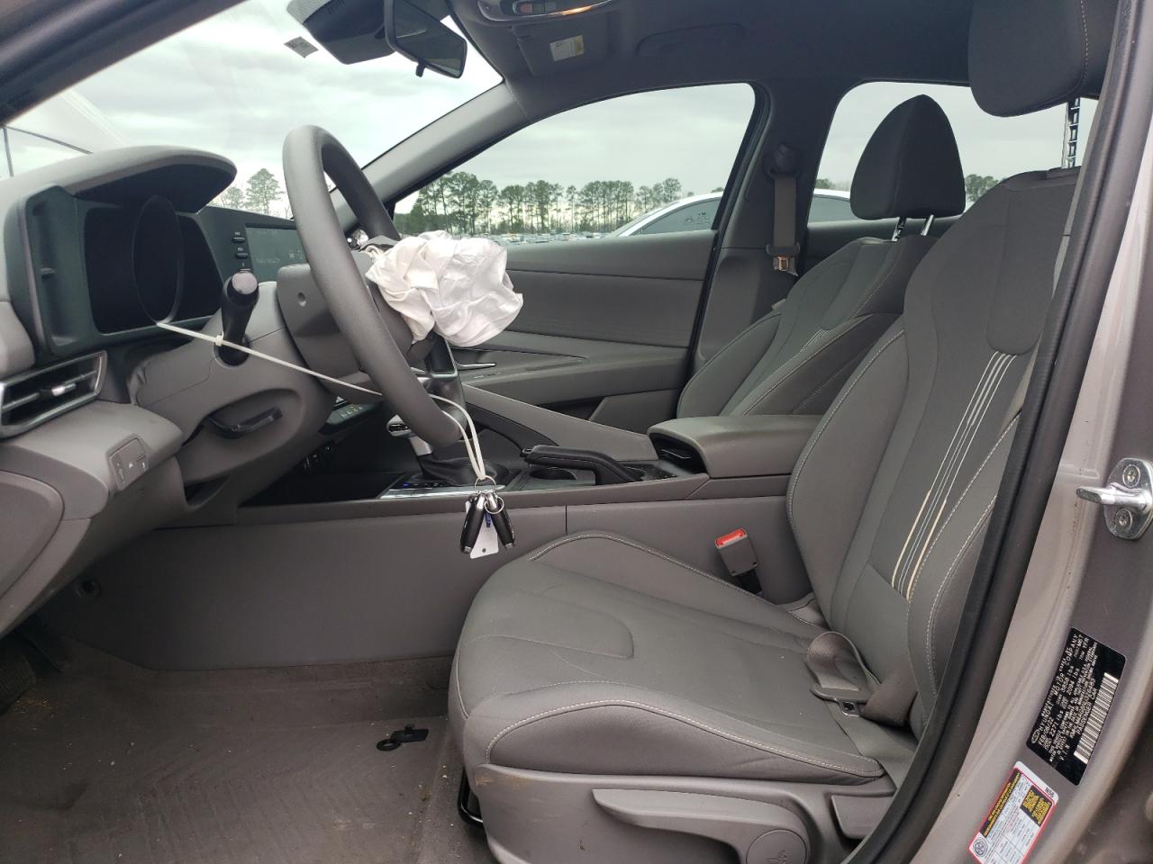 2022 HYUNDAI ELANTRA SEL VIN:KMHLM4AG8NU326483