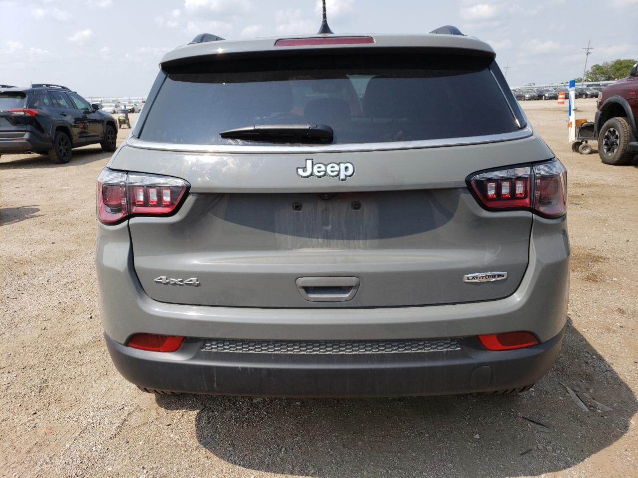 2023 JEEP COMPASS LATITUDE LUX VIN:3C4NJDFN5PT570229