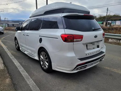 2017 Kia Carnival VIN: