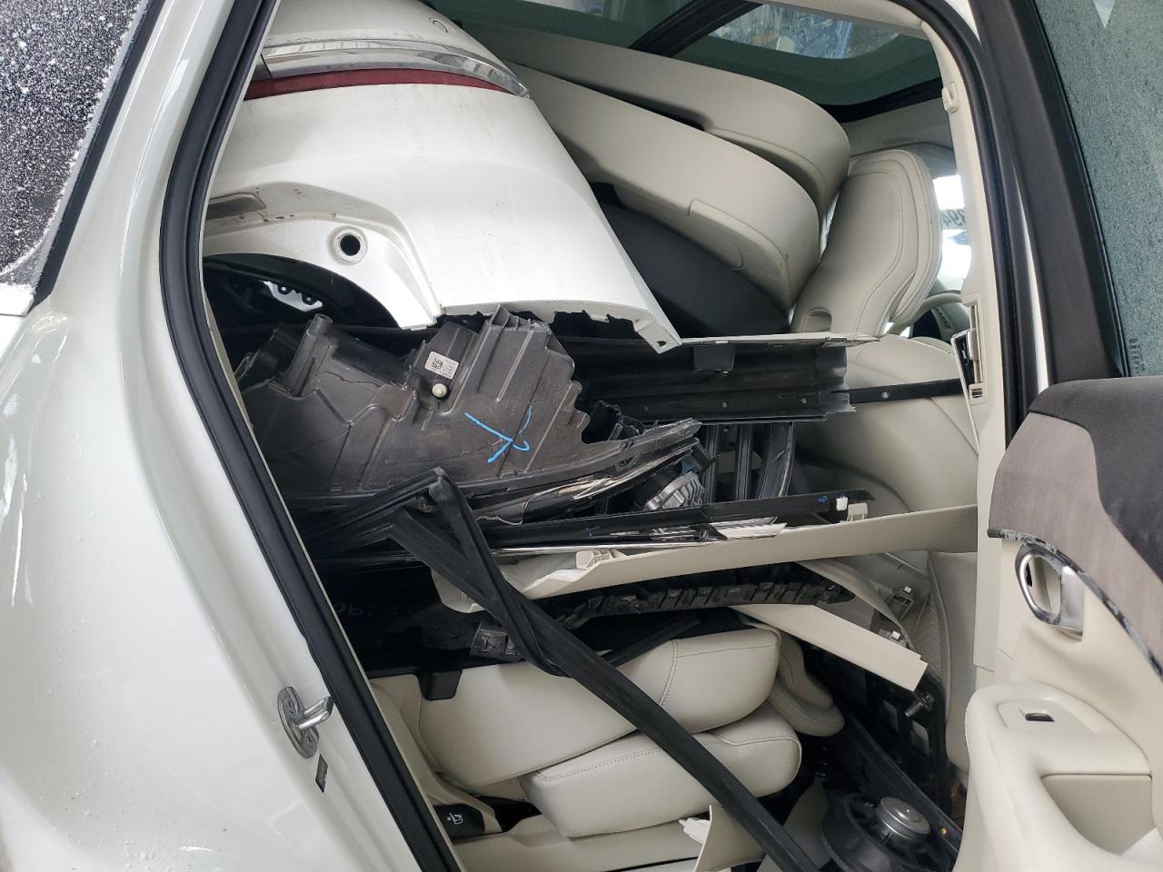 2024 VOLVO XC90 PLUS VIN:YV4L12PE3R1183549