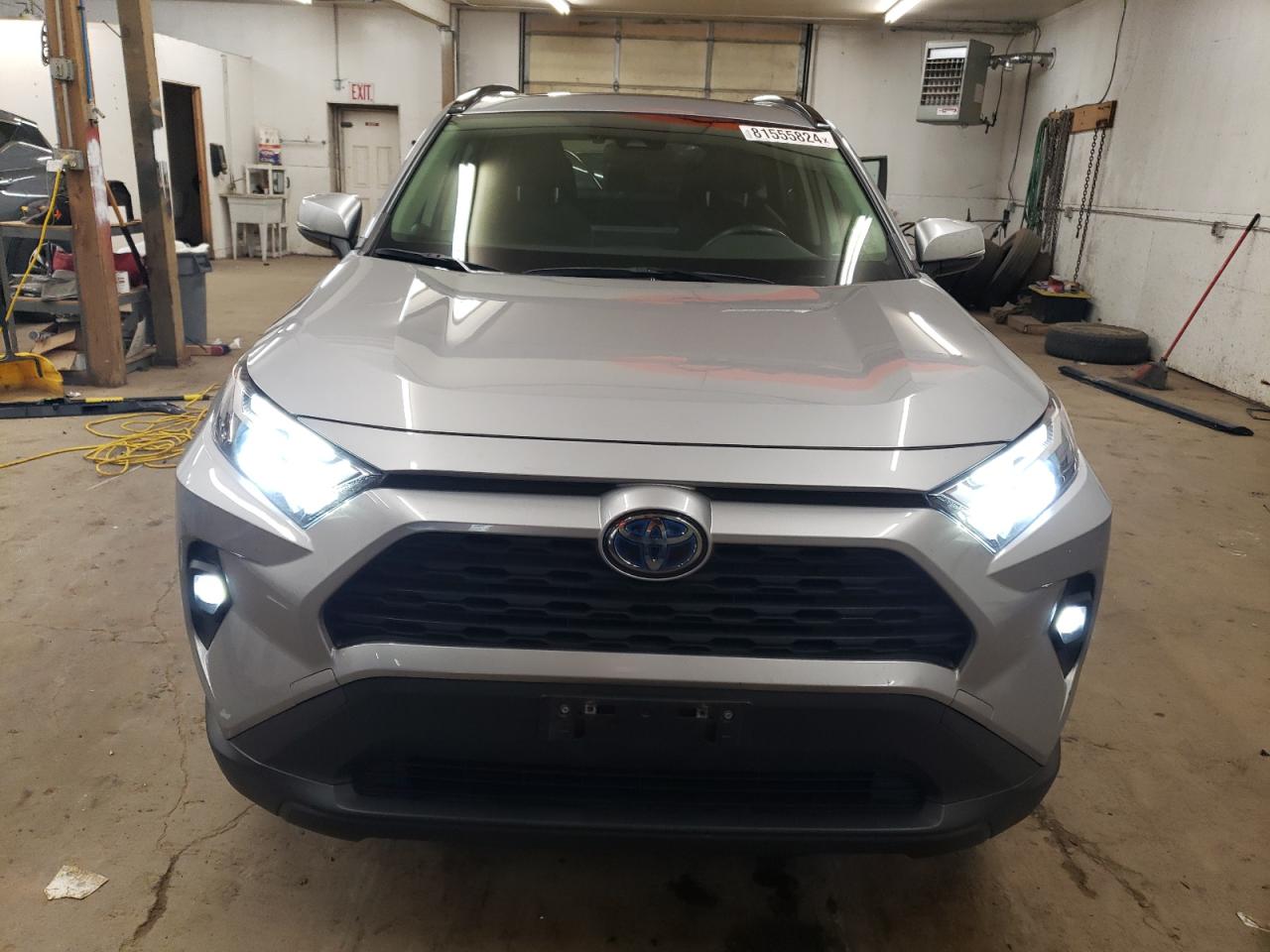 2022 TOYOTA RAV4 XLE PREMIUM VIN:JTMB6RFV7ND054247