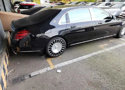 2018 Mercedes-Benz Maybach S 560 WDDUX8GB9JA355835 VIN:WDDUX8GB9JA355835