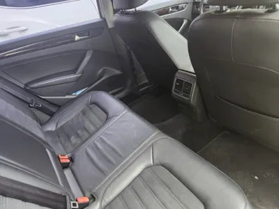 2015 Volkswagen Passat VIN: