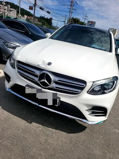 2019 Mercedes-Benz GLC 300 VIN:
