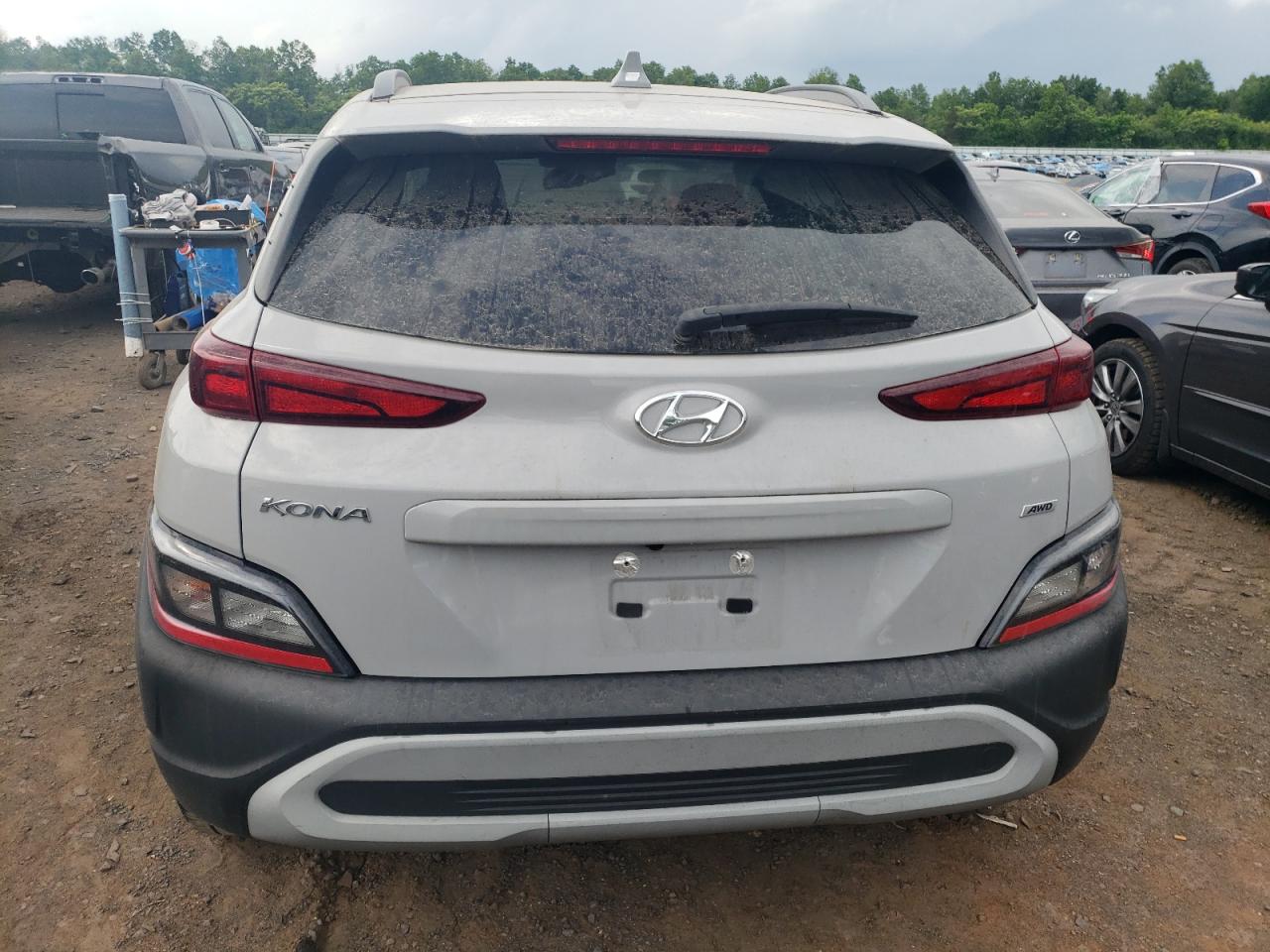 2022 HYUNDAI KONA SEL VIN:KM8K6CAB6NU818157