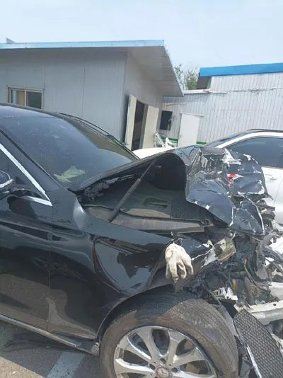 2016 Mercedes-Benz E 220 VIN: