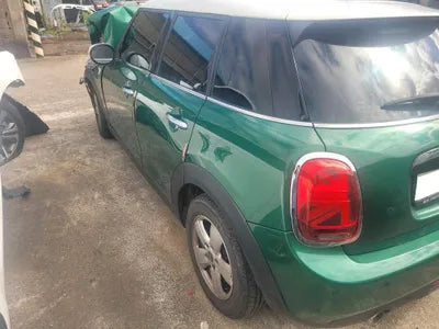 2021 MINI Cooper WMWXV7106M2N70129 VIN:WMWXV7106M2N70129