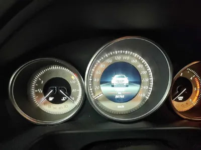 2015 Mercedes-Benz E 220 VIN: