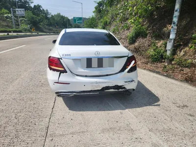 2017 Mercedes-Benz E 300 VIN: