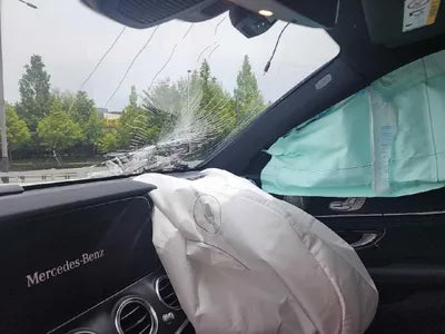 2022 Mercedes-Benz E 220 VIN: