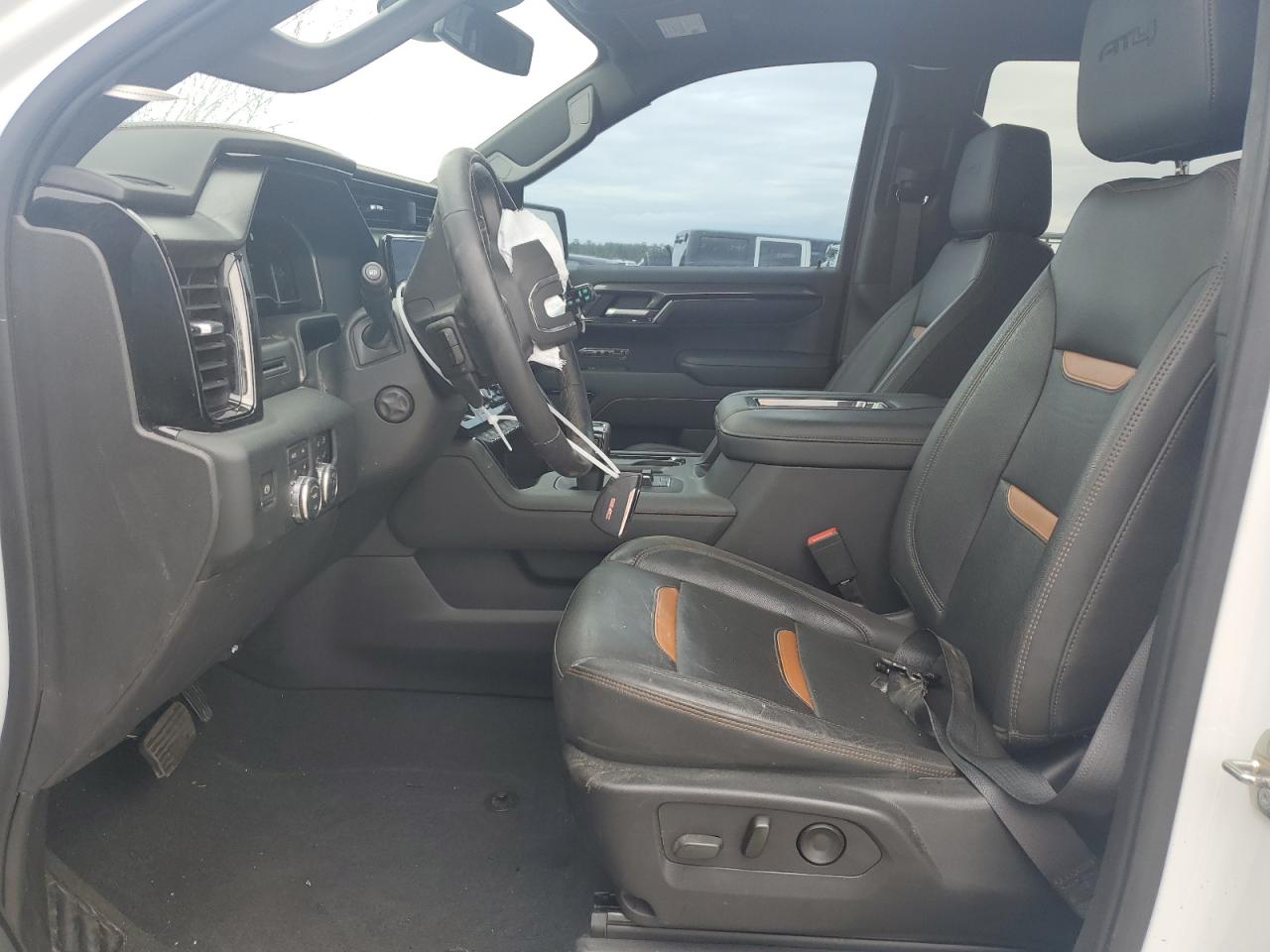 2022 GMC SIERRA K1500 AT4 VIN:3GTPUEEL1NG569431