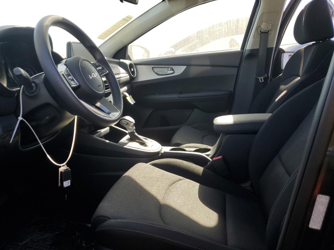 2024 KIA FORTE LX VIN:3KPF24AD9RE815573