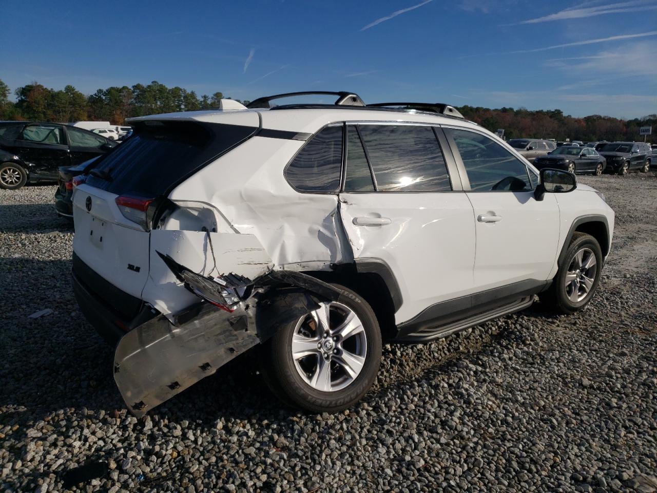 2023 TOYOTA RAV4 XLE VIN:2T3W1RFV3PC216611