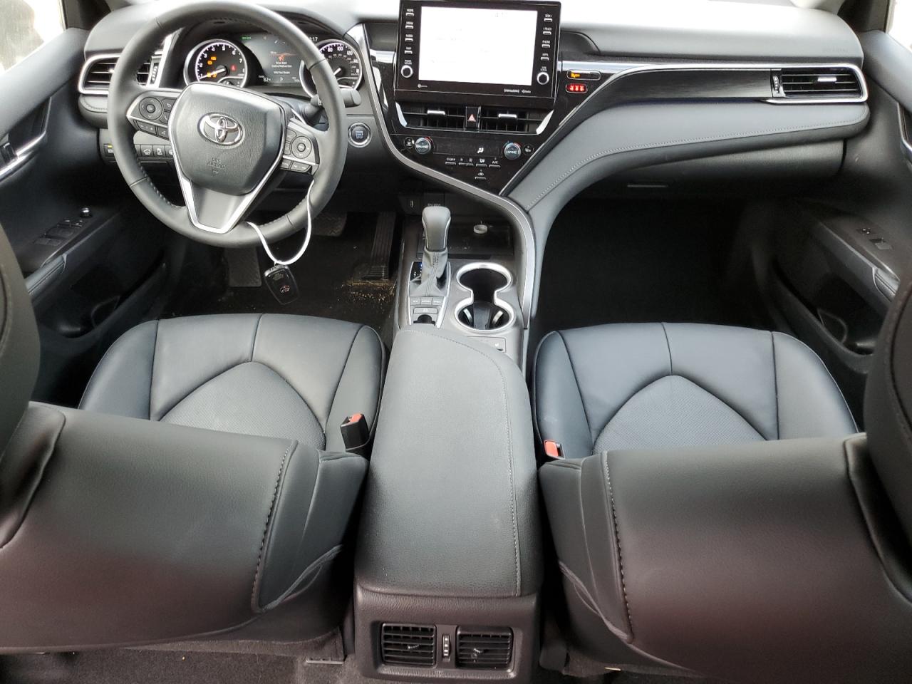 2024 TOYOTA CAMRY XLE VIN:4T1F11AK6RU907947