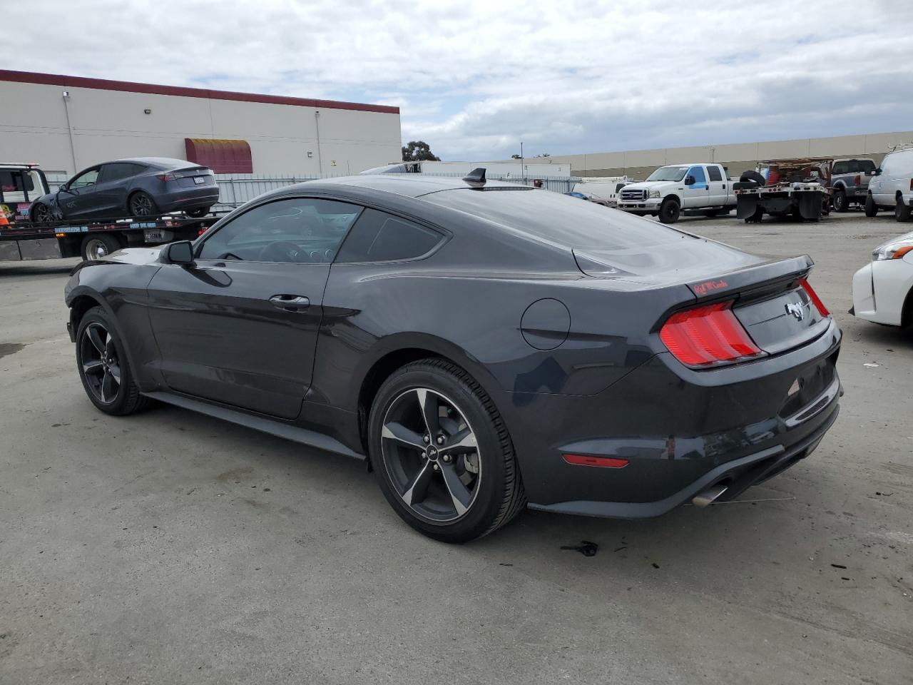 2022 FORD MUSTANG  VIN:1FA6P8THXN5147609