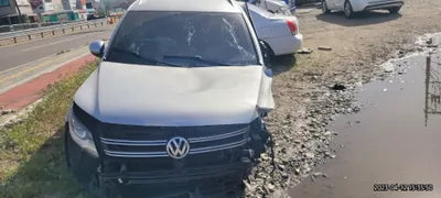 2015 Volkswagen Tiguan 095KMWVGZZZ5NZFW6 VIN:095KMWVGZZZ5NZFW6