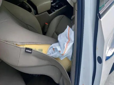 2017 Kia Carnival VIN: