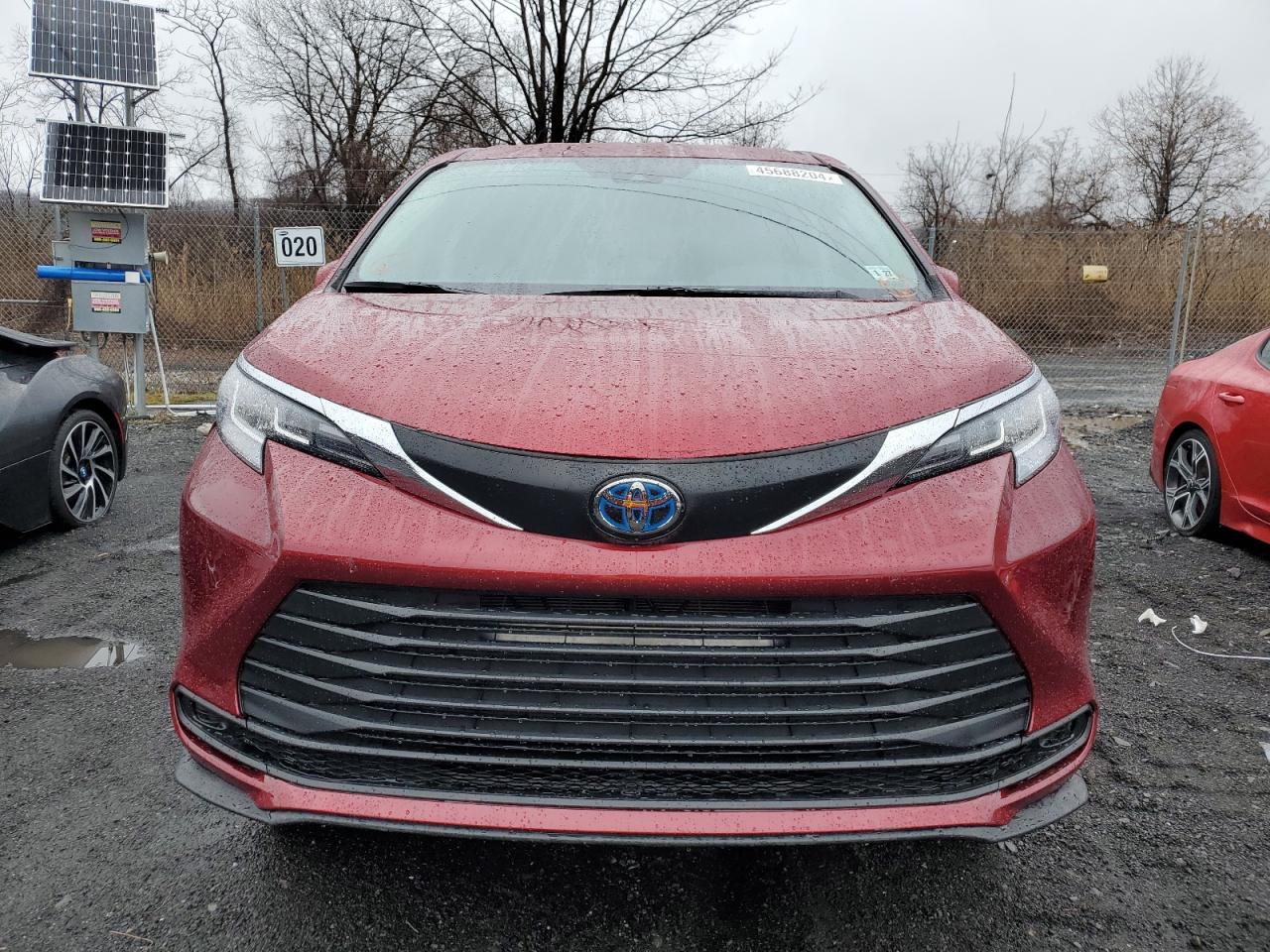 2022 TOYOTA SIENNA LE VIN:5TDKSKFC8NS066705