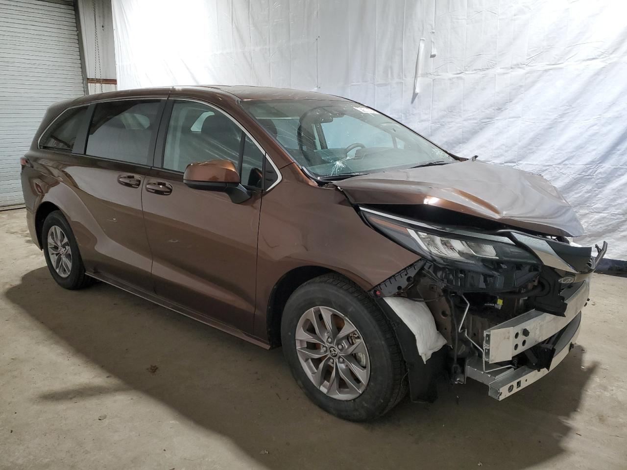 2022 TOYOTA SIENNA LE VIN:5TDKRKEC9NS123006