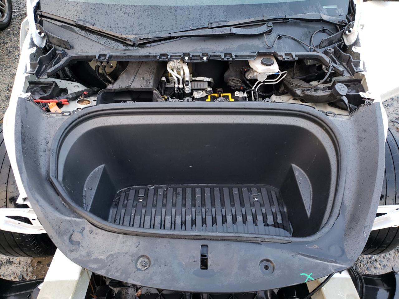 2022 TESLA MODEL Y  VIN:7SAYGDEE5NF345109