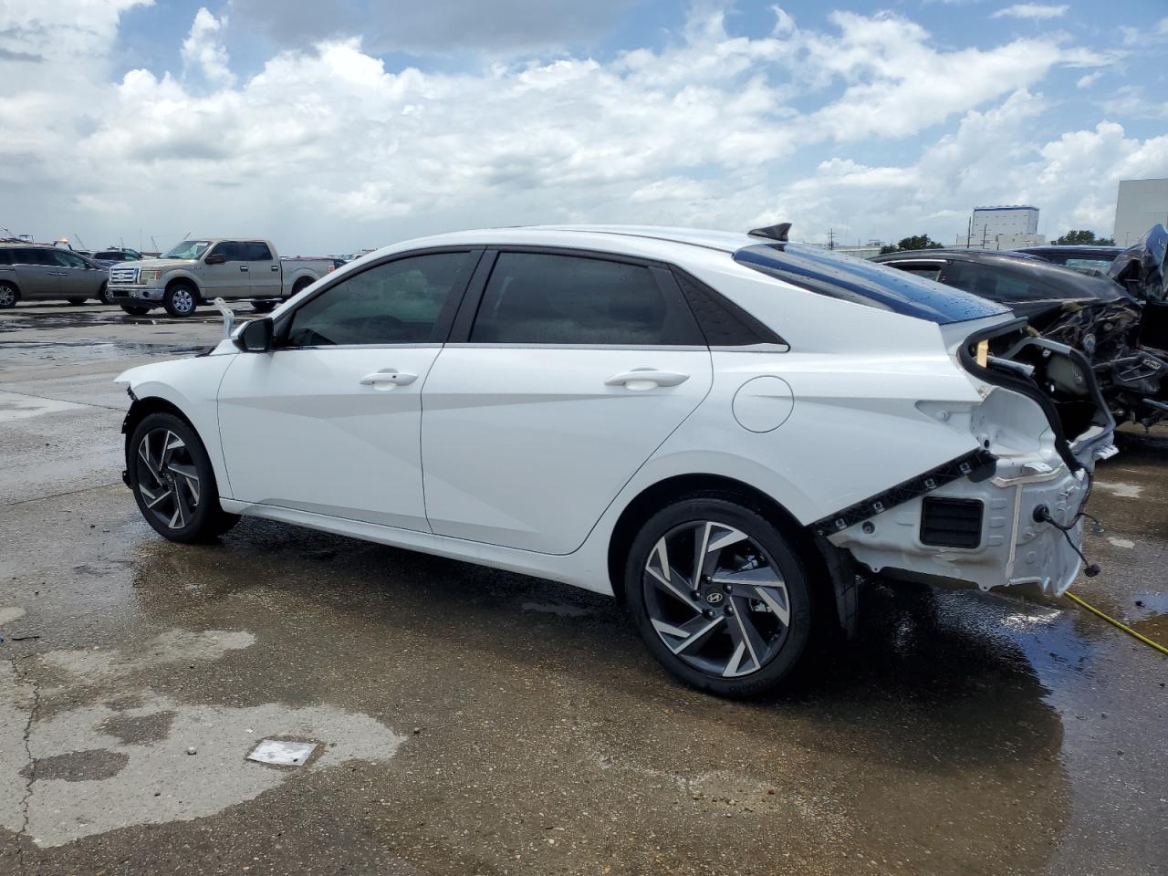2024 HYUNDAI ELANTRA SEL VIN:KMHLS4DG5RU742160