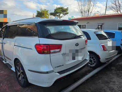 2017 Kia Carnival VIN: