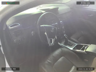 2016 Volvo XC70 YV1BZ97B6G1242245 VIN:YV1BZ97B6G1242245
